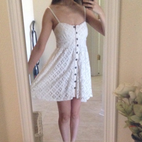 NWT White Lace Dress - Picture 2 of 6